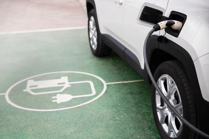 Instalación de cargadores para coches eléctricos en Granada